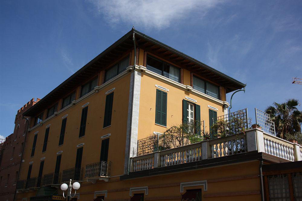Hotel Regina Forte dei Marmi Luaran gambar
